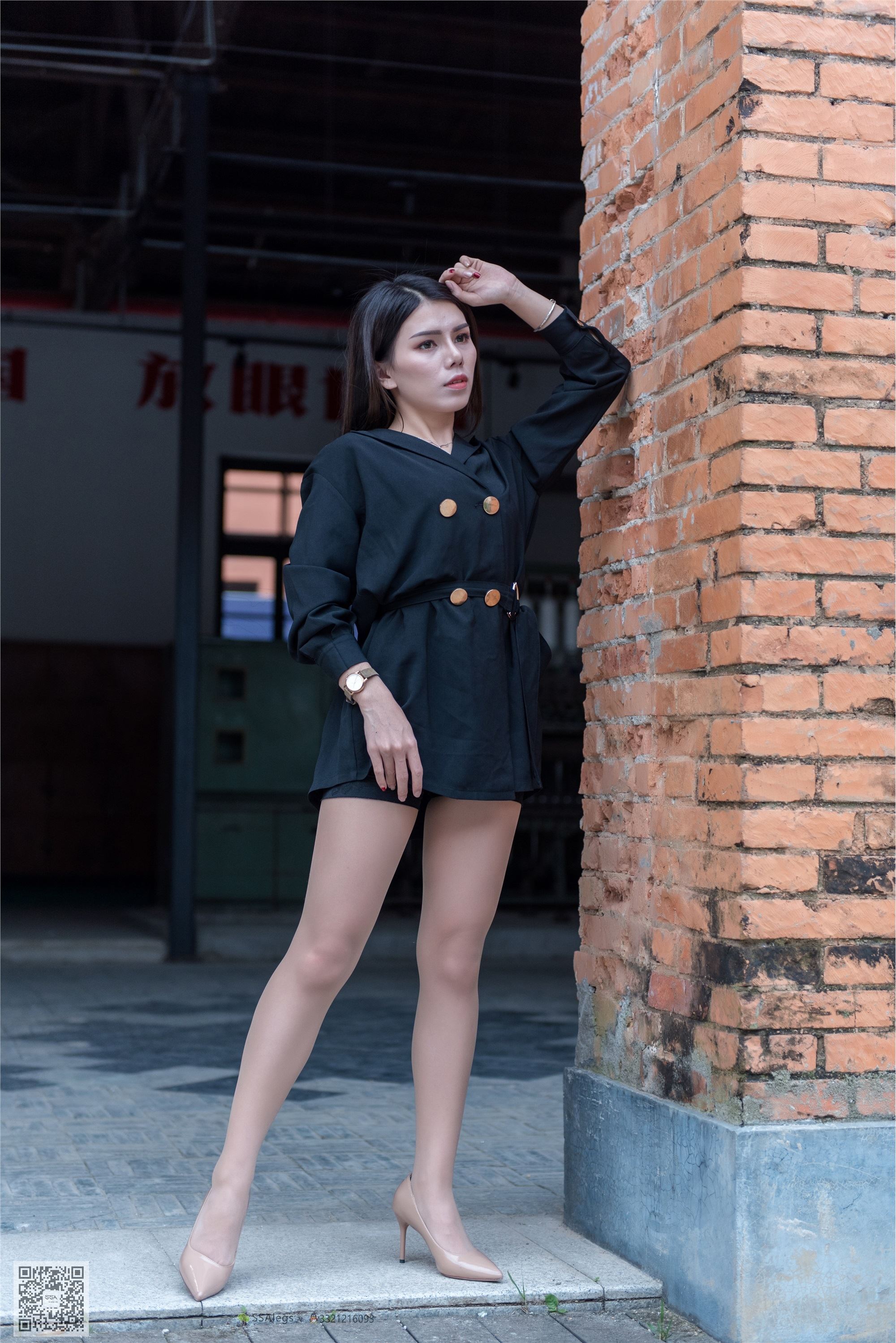 SSA丝社 NO.024 芷沫 高冷混血女王芷沫肉丝街拍